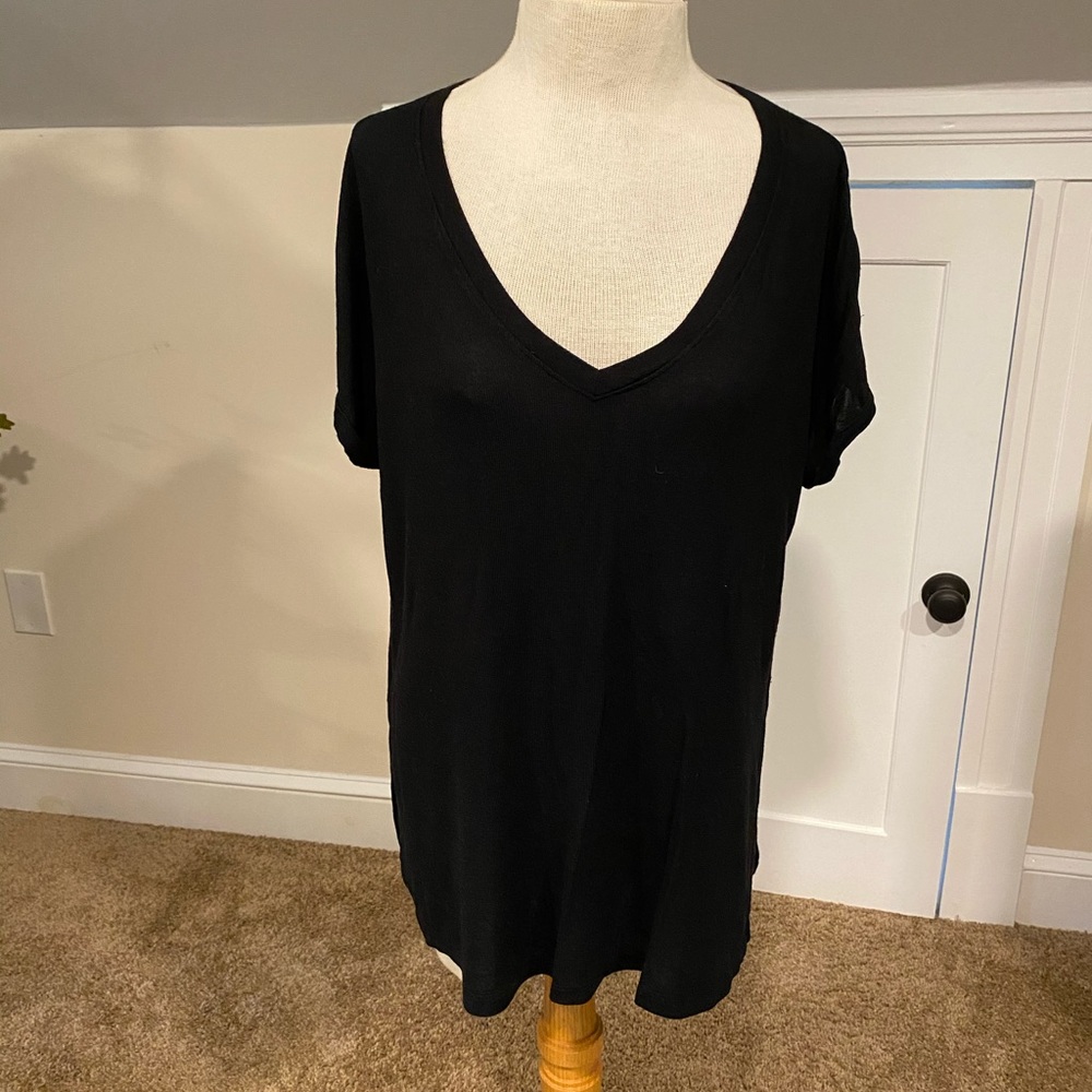 Beyond Yoga V Neck Shirt